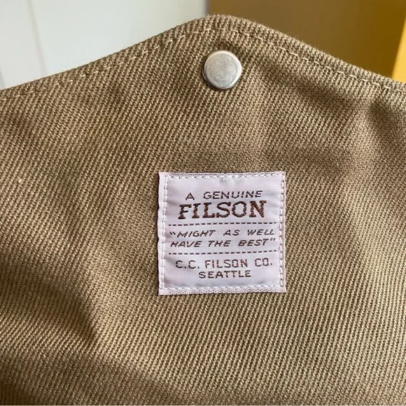 Filson 258 padded computer briefcase bag - tan - Picture 8 of 9